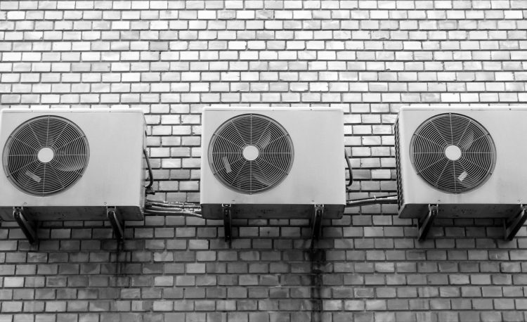 AC